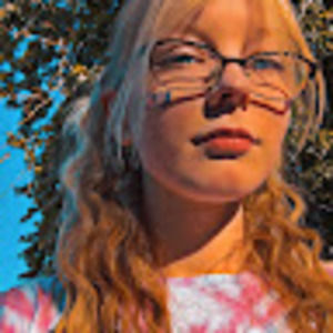 Meet your Posher, Lacee